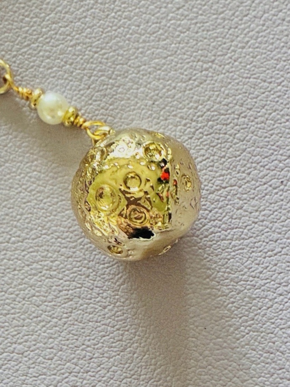 Gold Purse /Key Charm - Picture 5 of 5
